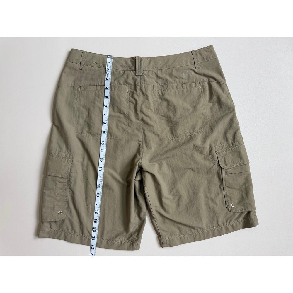 REI Co-op Women's Beige Sahara Cargo Hiking Bermuda Shorts Size 12 - Picture 9 of 13